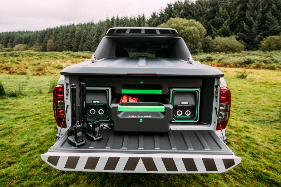 Багажник Nissan Navara EnGuard Concept (D23) 2016 года  (фото 13 из 39)